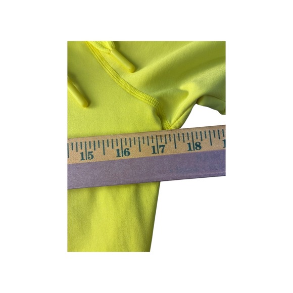 Layer 8 PERFORMANCE Quick Dry Long Sleeve Turtleneck Athletic Top Size S - Picture 3 of 9